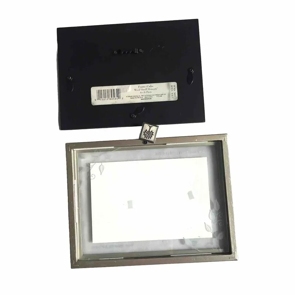 Hallmark The Family Tree Wood w/ Glass Frame Small Moments Big Memories 4x6